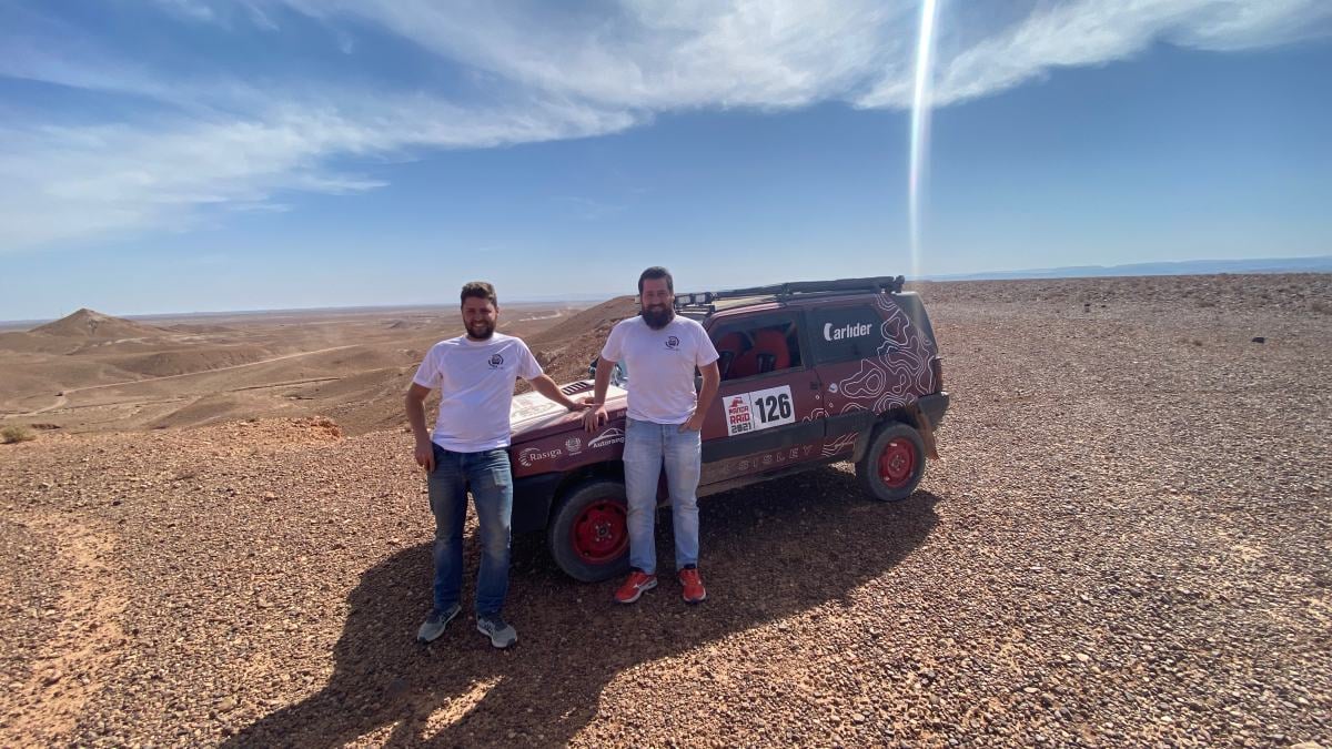 Fotos: Panda Rubios. Los hermanos Ramón y Pedro Jesús han dado visibilidad a la donación de médula en su participación en un rally en Marruecos