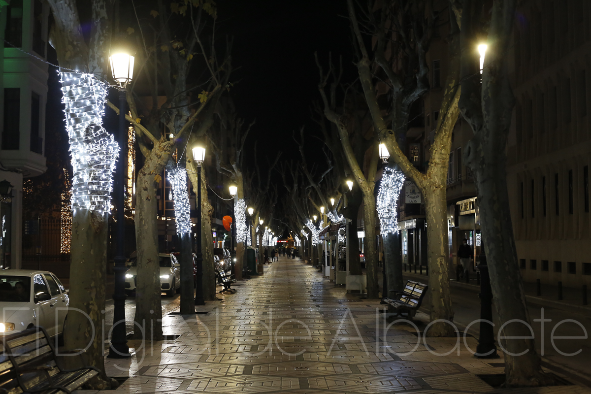 Iluminación navideña del Paseo de la Libertad en Albacete