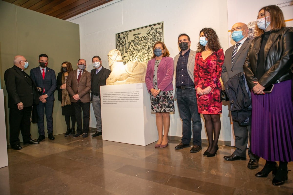 El presidente de Castilla-La Mancha, Emiliano García-Page, ha inaugurado la exposición ‘150 años con los Íberos: 1871-2021’ en el Museo de Albacete