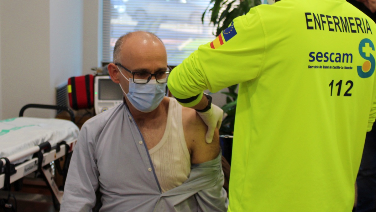 Vacunación contra el COVID-19 en Campollano