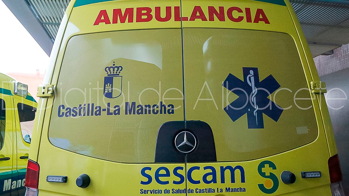 Ambulancia del SESCAM en Albacete. Foto de archivo