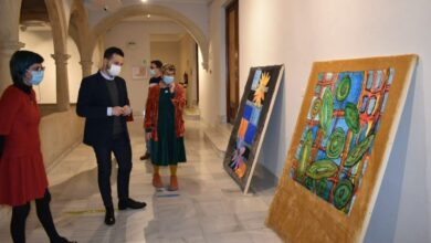 El diputado de Cultura recorre la exposición