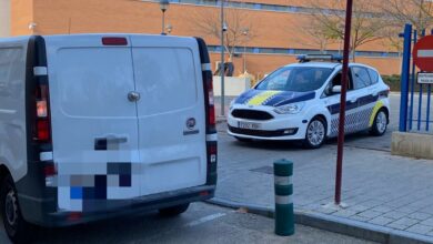 Aparca en el vado de la Policía Local de Albacete