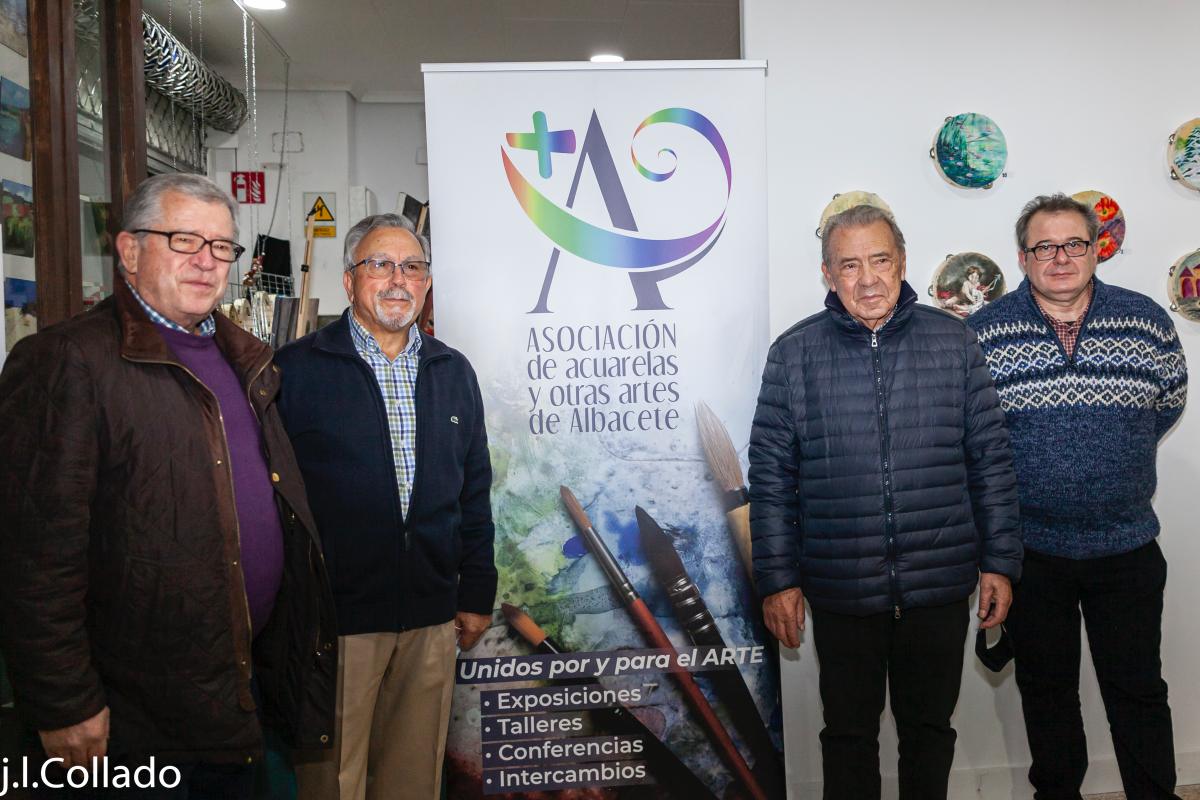 Quico Lledó (Patronato Banco Alimentos) Pedro Pçerez Blesa (Presidente Asociación Acuarela) José Antonio García (Presidente Banco Alimentos) Paco Mora (Secretario Asociación Acuarela)