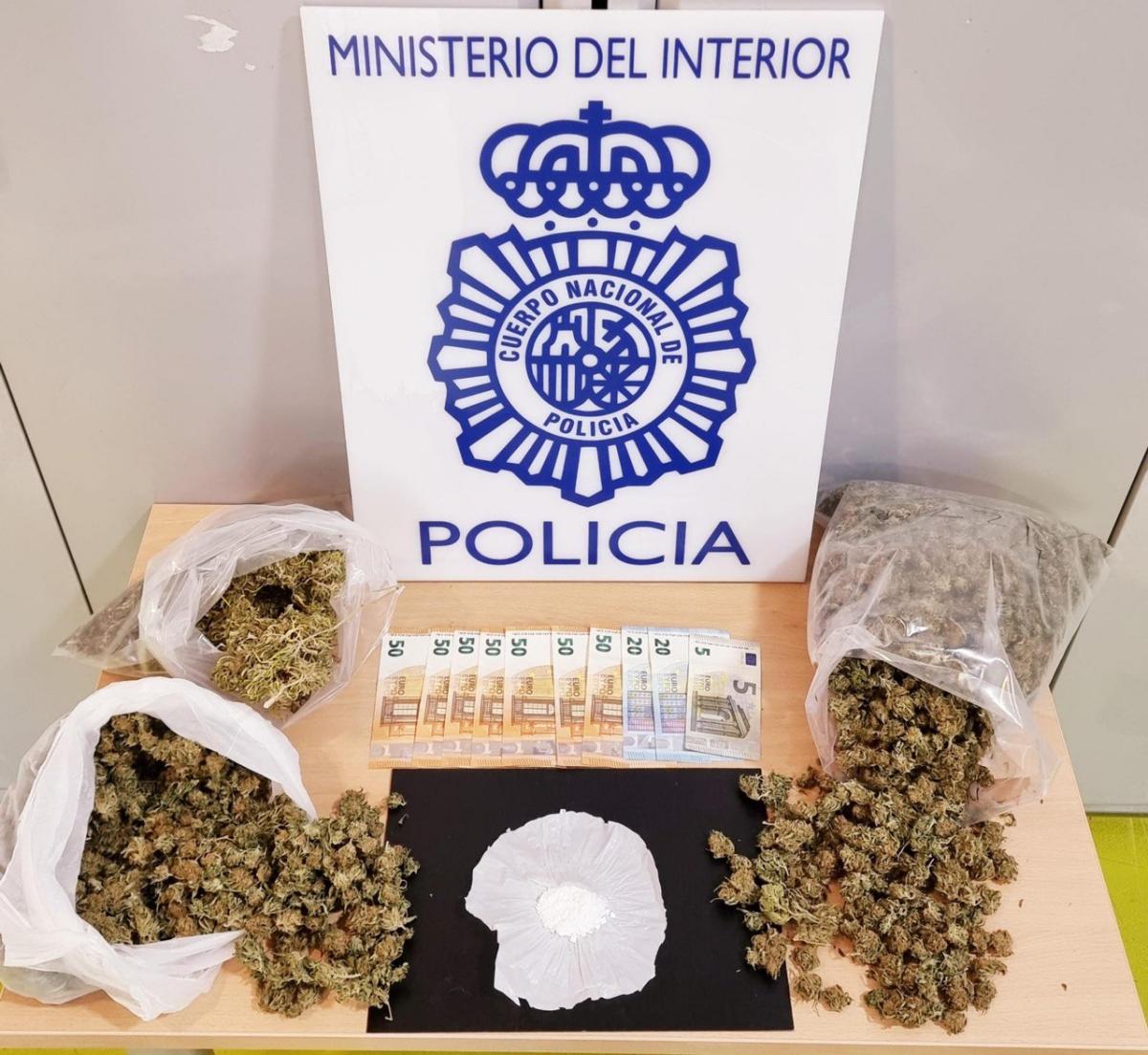 La Policía Nacional desmantela un narcopiso en el barrio de Fátima en el que se vendía cocaína y marihuana a jóvenes
