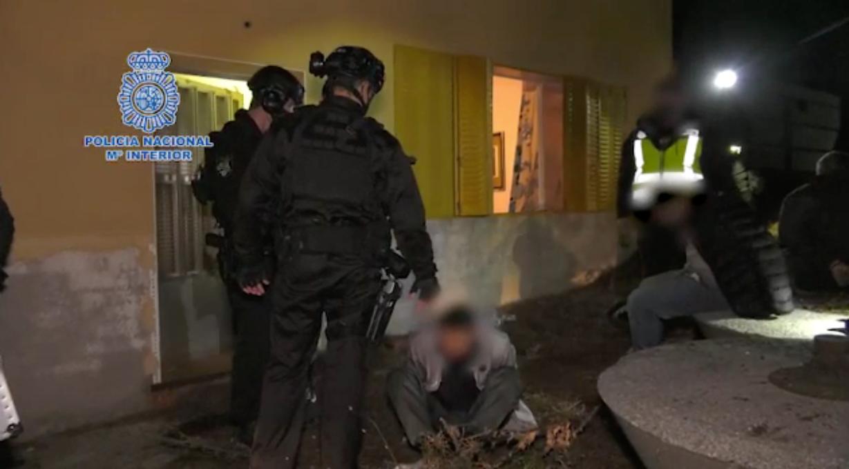 Policía Nacional detiene a cuatro “cocineros de la droga” cuando preparaban cocaína en un laboratorio clandestino