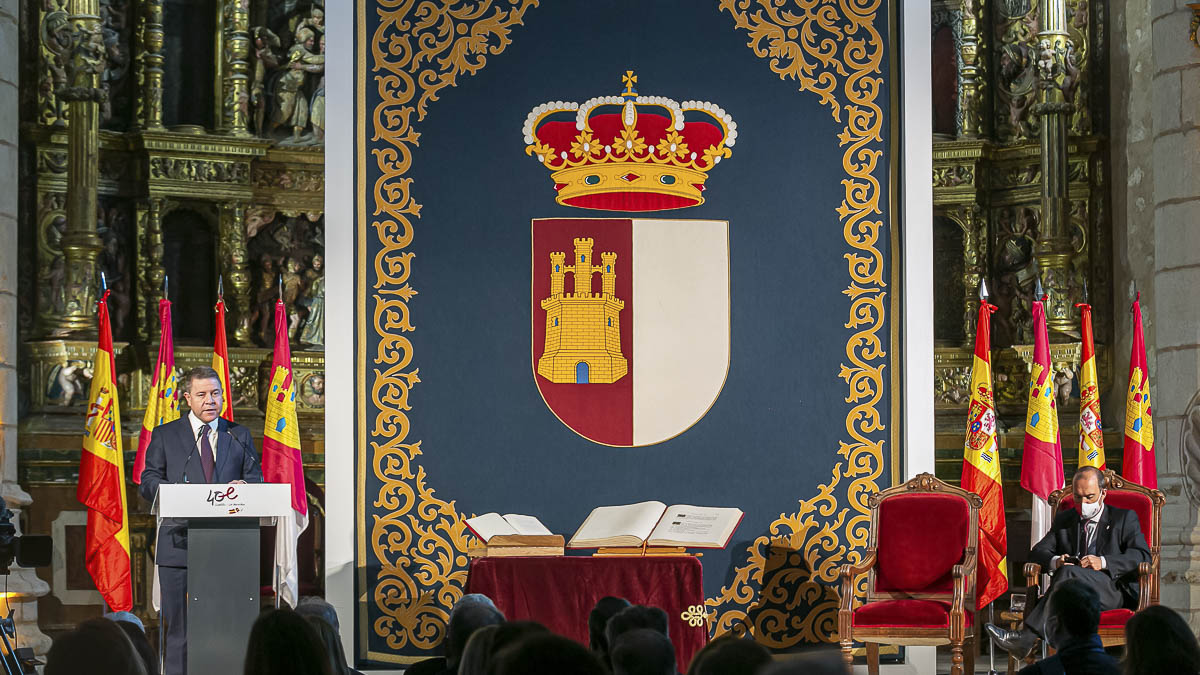 Acto institucional con motivo del Día de la Constitución y la celebración del 40 aniversario del Estatuto de Autonomía de Castilla-La Mancha