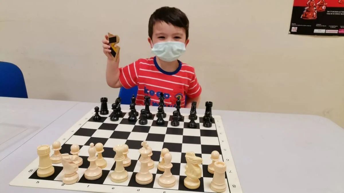 El Ajedrez Está En Manos De Los Niños, Los Juegos De Deportes