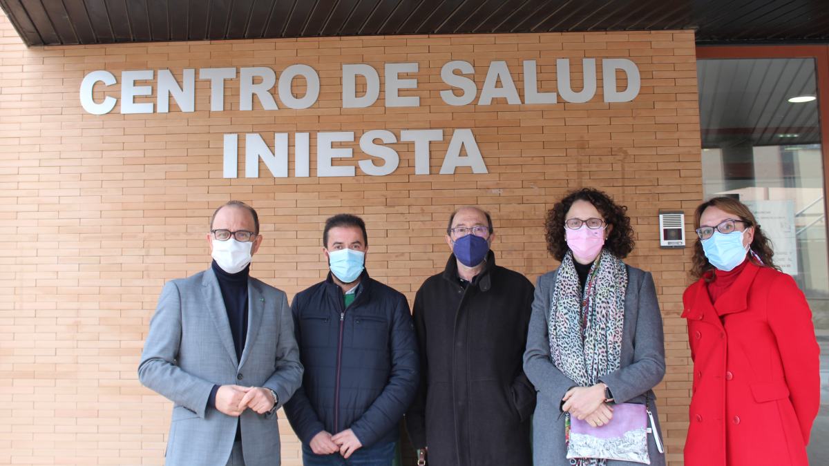 El Gobierno de Castilla-La Mancha refuerza la plantilla del Centro de Salud de Iniesta para que ningún cupo exceda las 2.000 tarjetas sanitarias