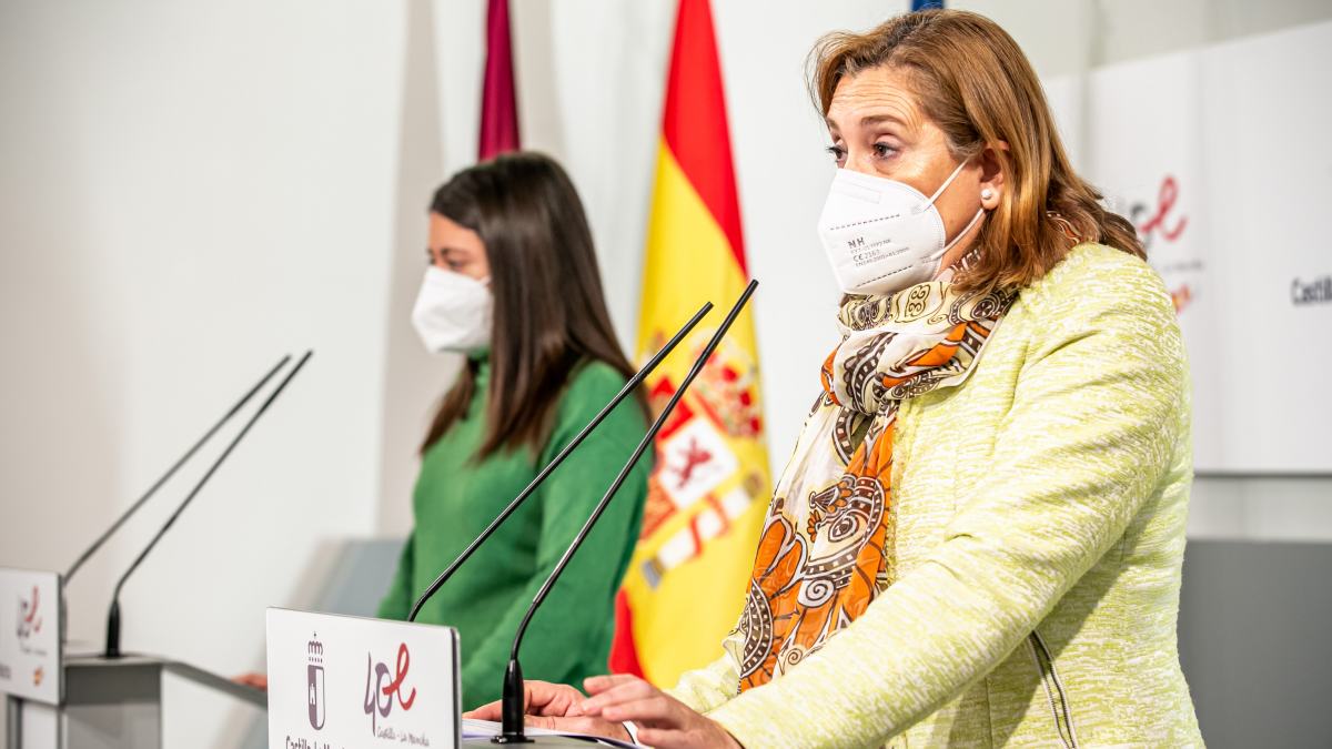 La consejera de Educación, Cultura y Deportes, Rosa Ana Rodríguez, y la consejera de Bienestar Social, Bárbara García, informan sobre los asuntos del Consejo de Gobierno relacionados con sus departamentos