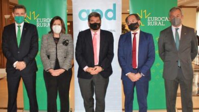 El presidente de la entidad financiera, Javier López Martín, ha intervenido en una jornada organizada por APD para resaltar la implicación de Eurocaja Rural con el colectivo empresarial y su lucha contra la exclusión financiera