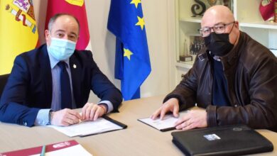 Emilio Sáez, alcalde de Albacete, y el alcalde de Aguas Nuevas