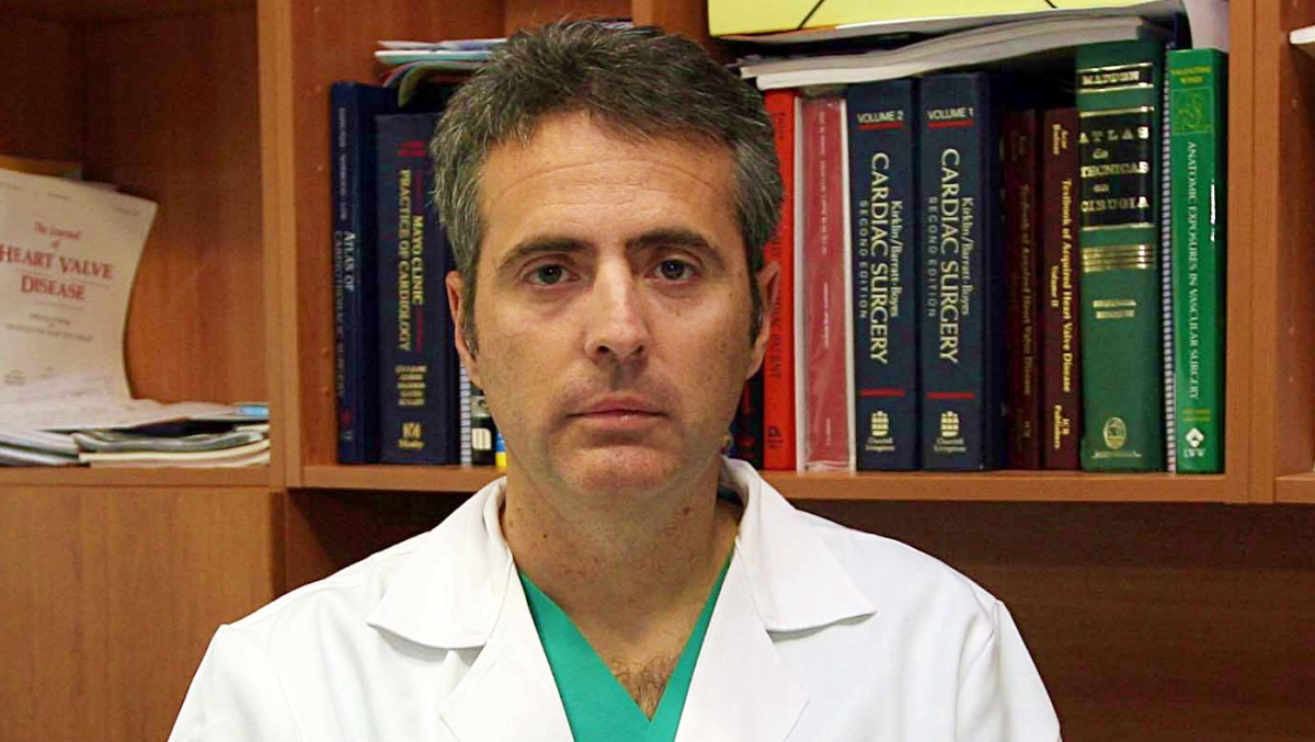 Doctor Aldamiz, jefe de la Unidad de Cirugía Cardíaca en el Hospital Quirónsalud Albacete
