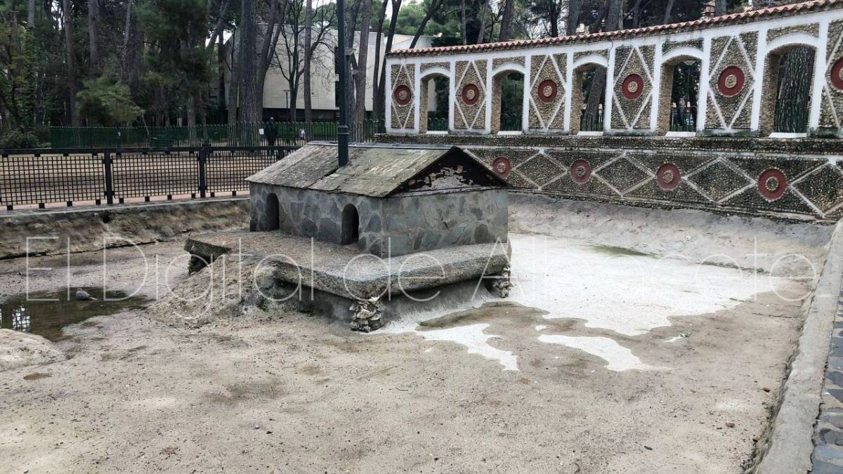 Estanque en el Parque Abelardo Sánchez de Albacete