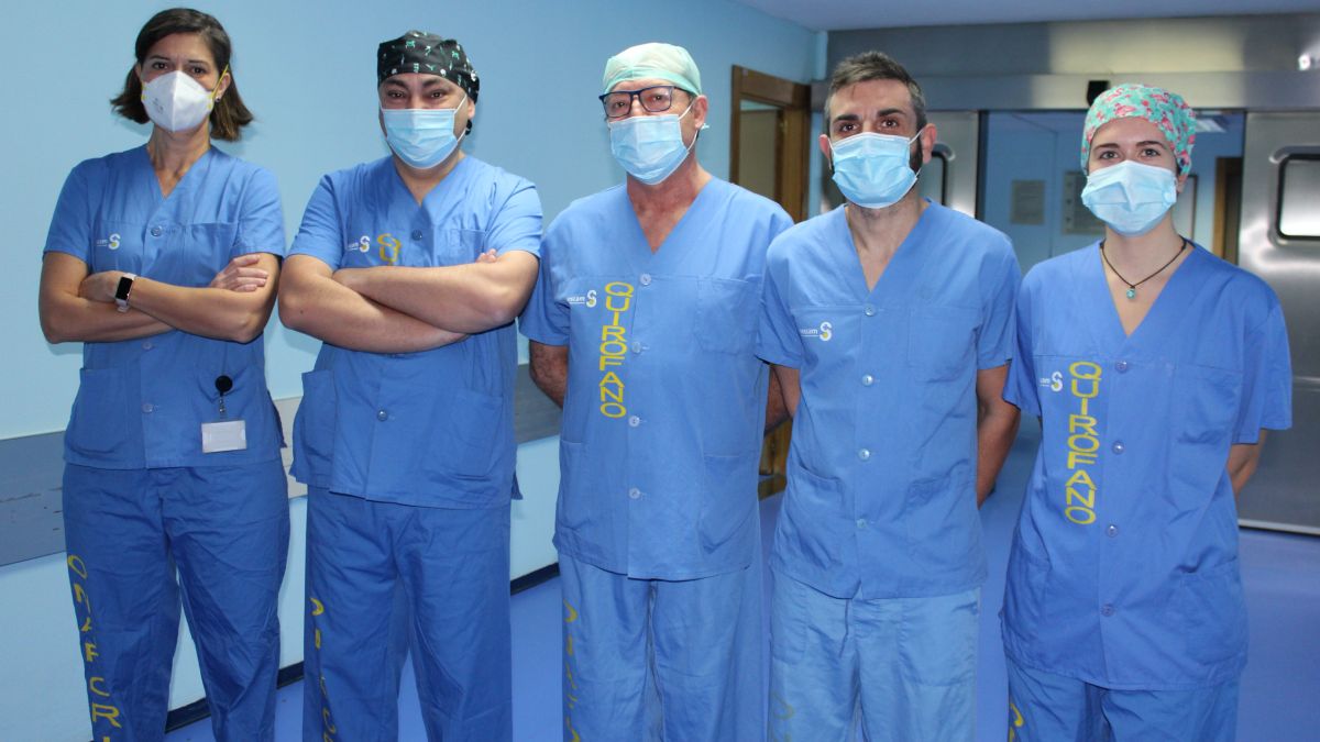 El Servicio de Cirugía Maxilofacial de la Gerencia de Atención Integrada de Albacete realiza una novedosa reconstrucción de mandíbula