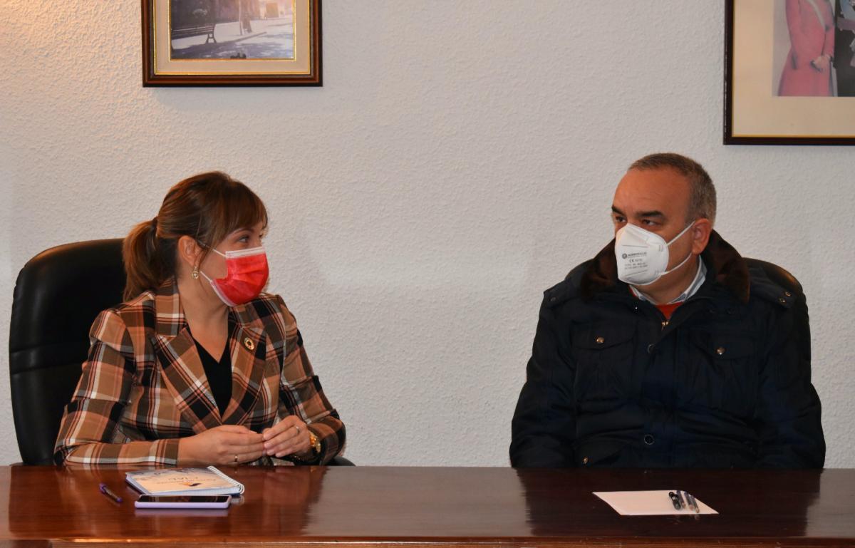 La Diputación de Albacete impulsa en Vianos una instalación pionera de energía solar fotovoltaica para garantizar el abastecimiento de agua potable en la localidad