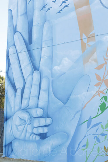 Arte y naturaleza se dan la mano en este gigantesco mural en Albacete