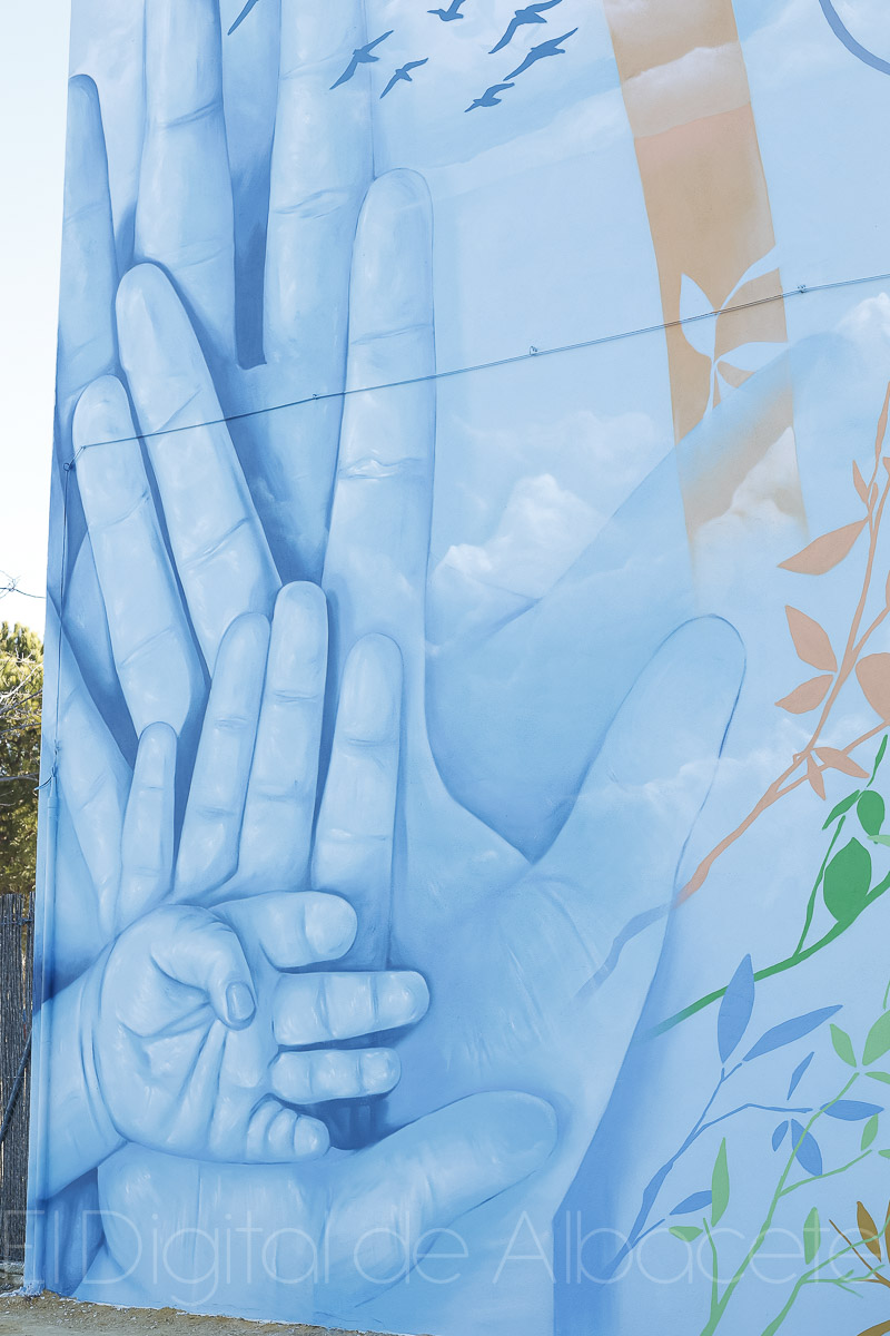Arte y naturaleza se dan la mano en este gigantesco mural en Albacete