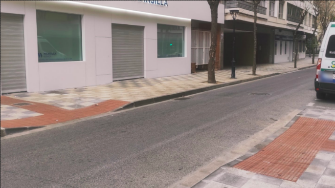 Paso de peatones en la calle Pérez Galdós de Albacete / Imagen: @carcuesan