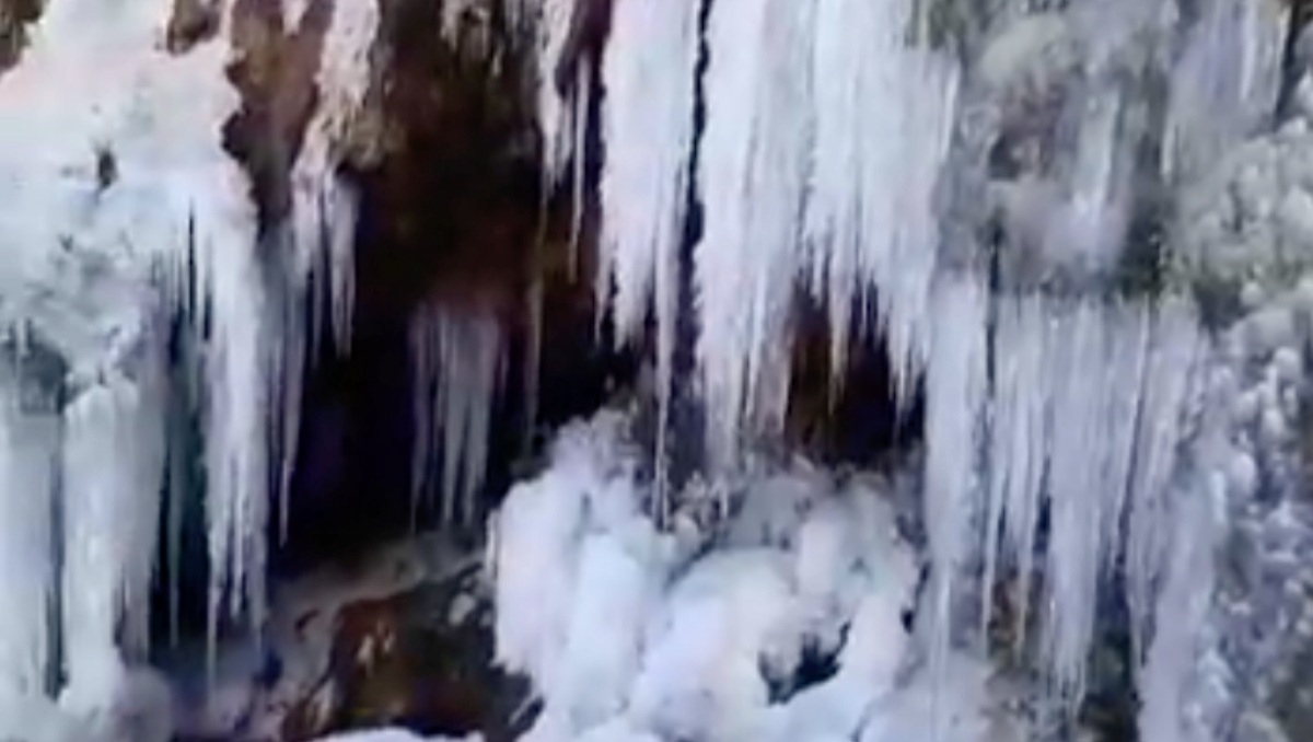 Cascada del Chorraero en el Arroyo de la Fuenfría en Paterna del Madera (Albacete)