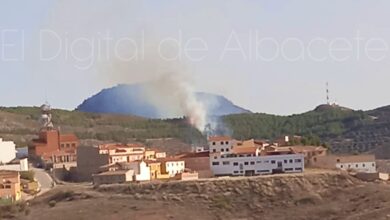 Incendio en Elche de la Sierra (Albacete)