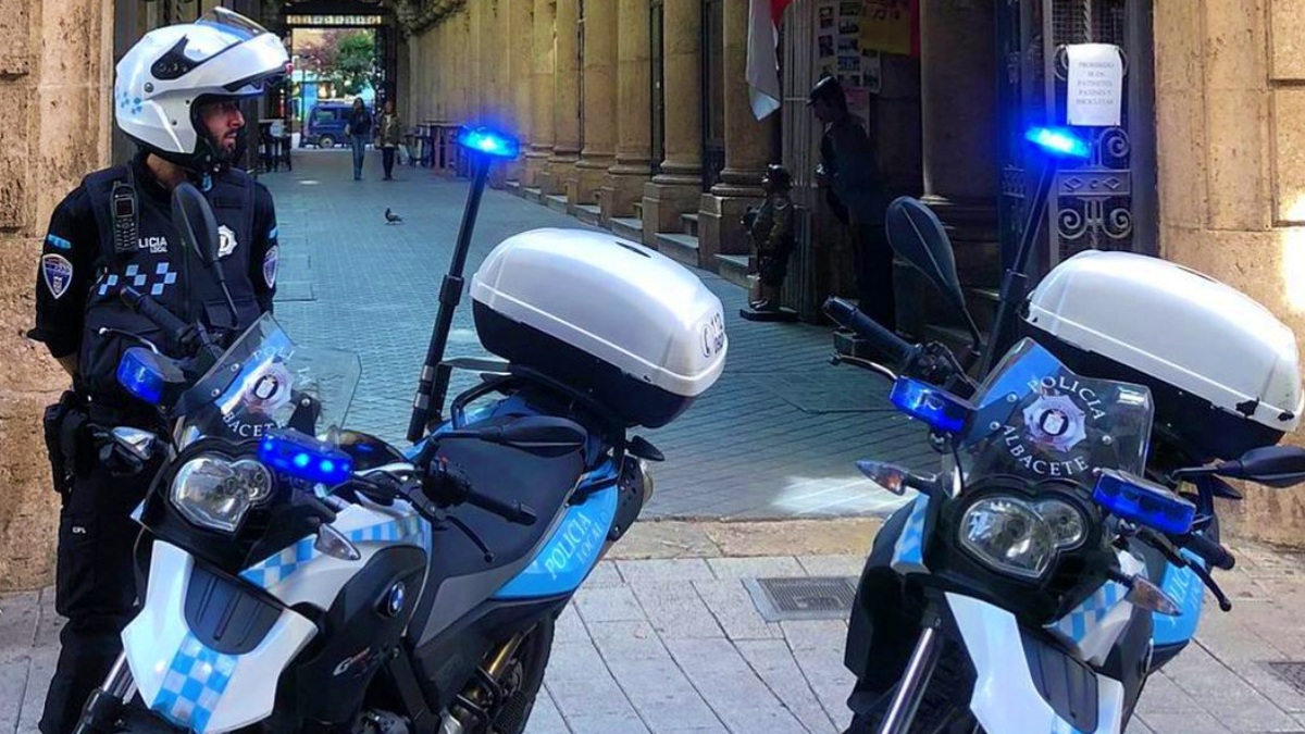 Agente de la Policía Local de Albacete
