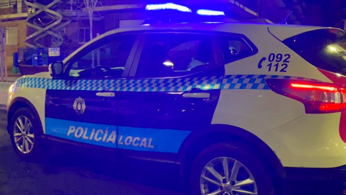 Un coche de la Policía Local de Albacete - Foto de archivo