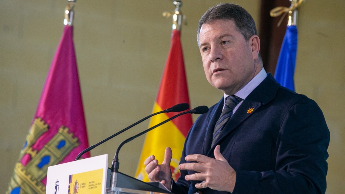 El presidente de Castilla-La Mancha, Emiliano García-Page, ha visitado, junto al ministro de Agricultura, Pesca y Alimentación, Luis Planas, las obras de transformación en regadío de las zonas regables de Leganiel (Cuenca) e Illana (Guadalajara) / Imagen: JCCM