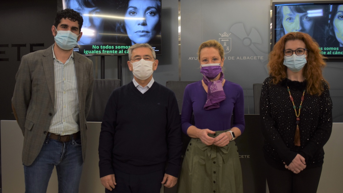 El Ayuntamiento destaca la gran labor que desarrolla la Asociación Española Contra el Cáncer y reitera su compromiso en incentivar hábitos preventivos / Imagen: Ayuntamiento de Albacete