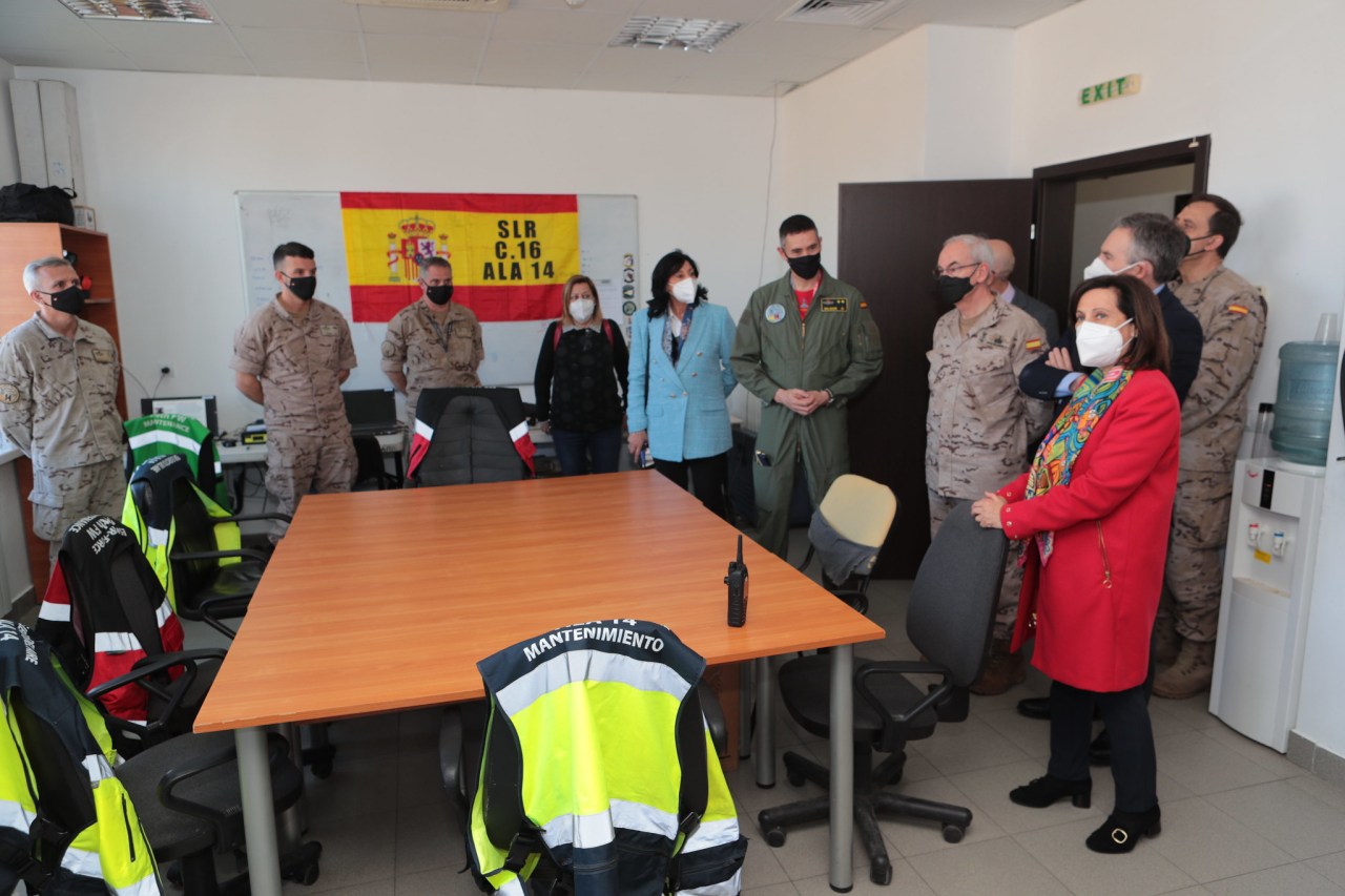 La ministra de Defensa visita al contingente del ALA 14 de Albacete del Ejército del Aire desplegado en Bulgaria / Ministerio de Defensa