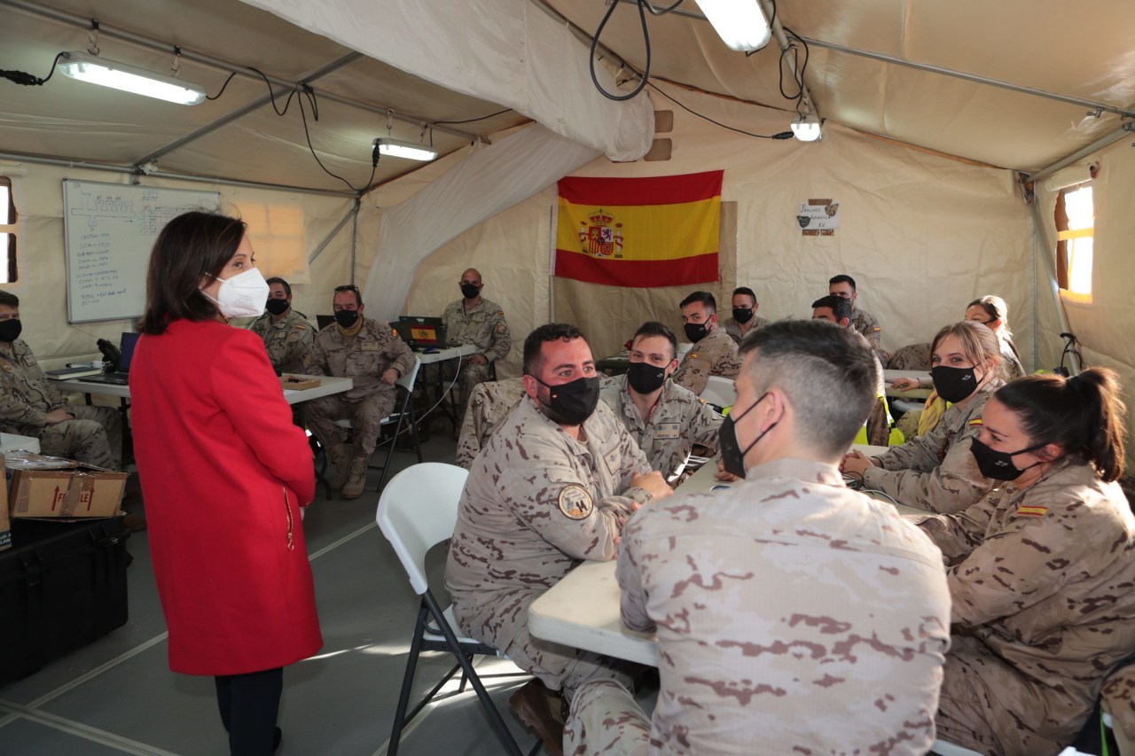 La ministra de Defensa visita al contingente del ALA 14 de Albacete del Ejército del Aire desplegado en Bulgaria / Ministerio de Defensa