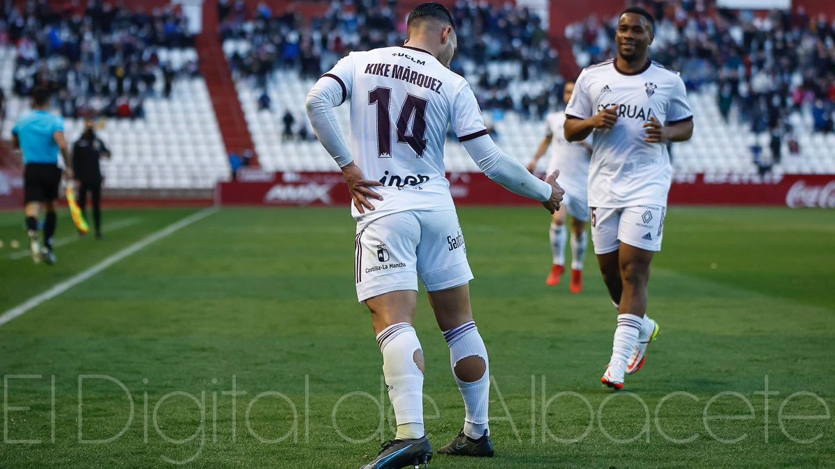 Taurina celebración del 2-0 del Albacete Balompié por parte de Kike Márquez