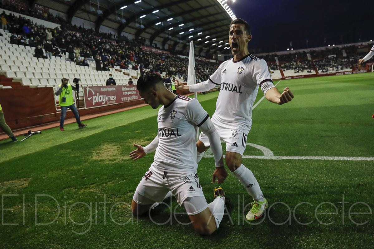 Posiciones de villarreal b contra albacete balompié