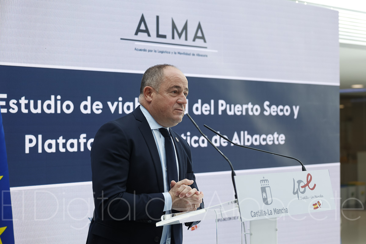 El alcalde de Albacete, Emilio Sáez