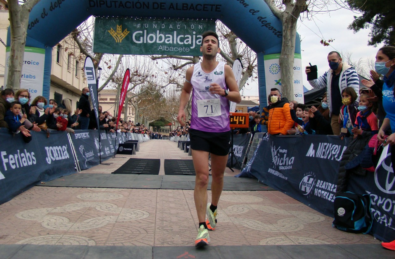 Elche de la Sierra fue una fiesta del atletismo popular