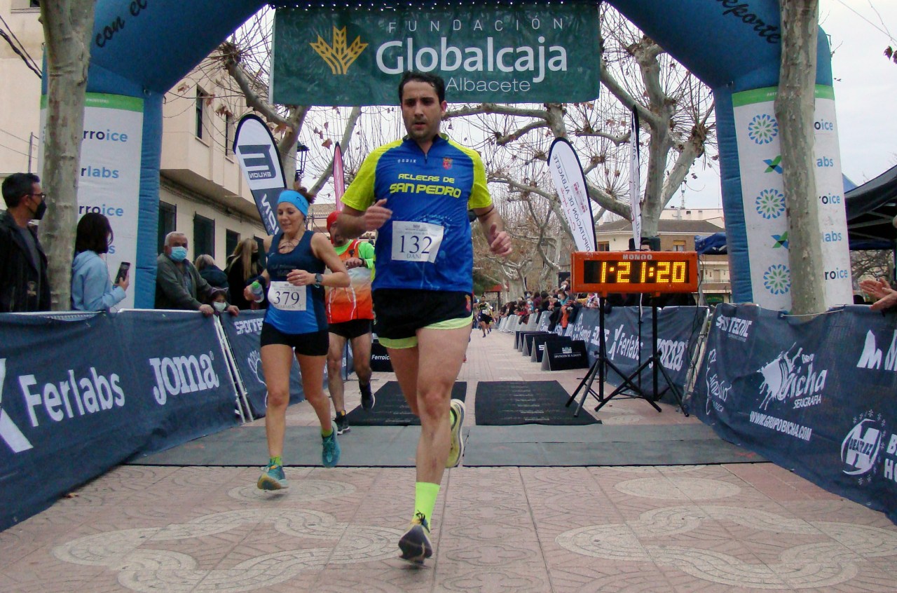 Elche de la Sierra fue una fiesta del atletismo popular