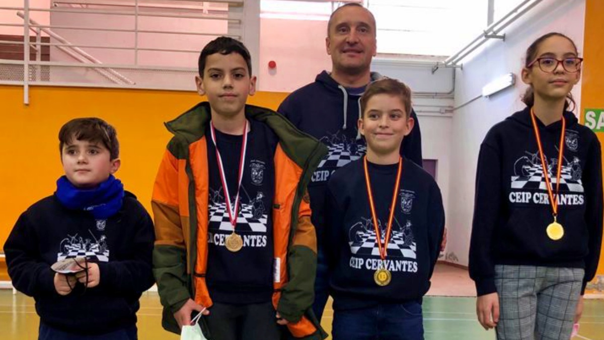 Equipo del CEIP Cervantes de Albacete