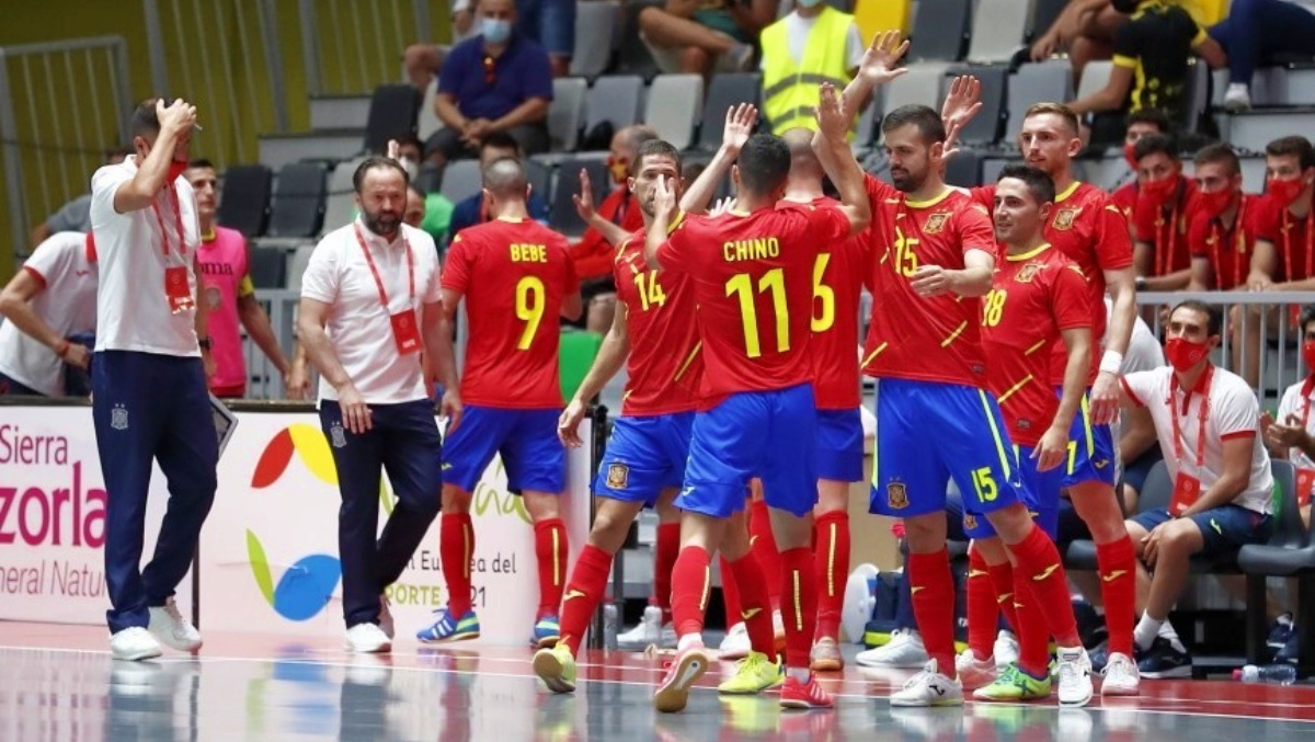 El albaceteño Chino con la Selección Española