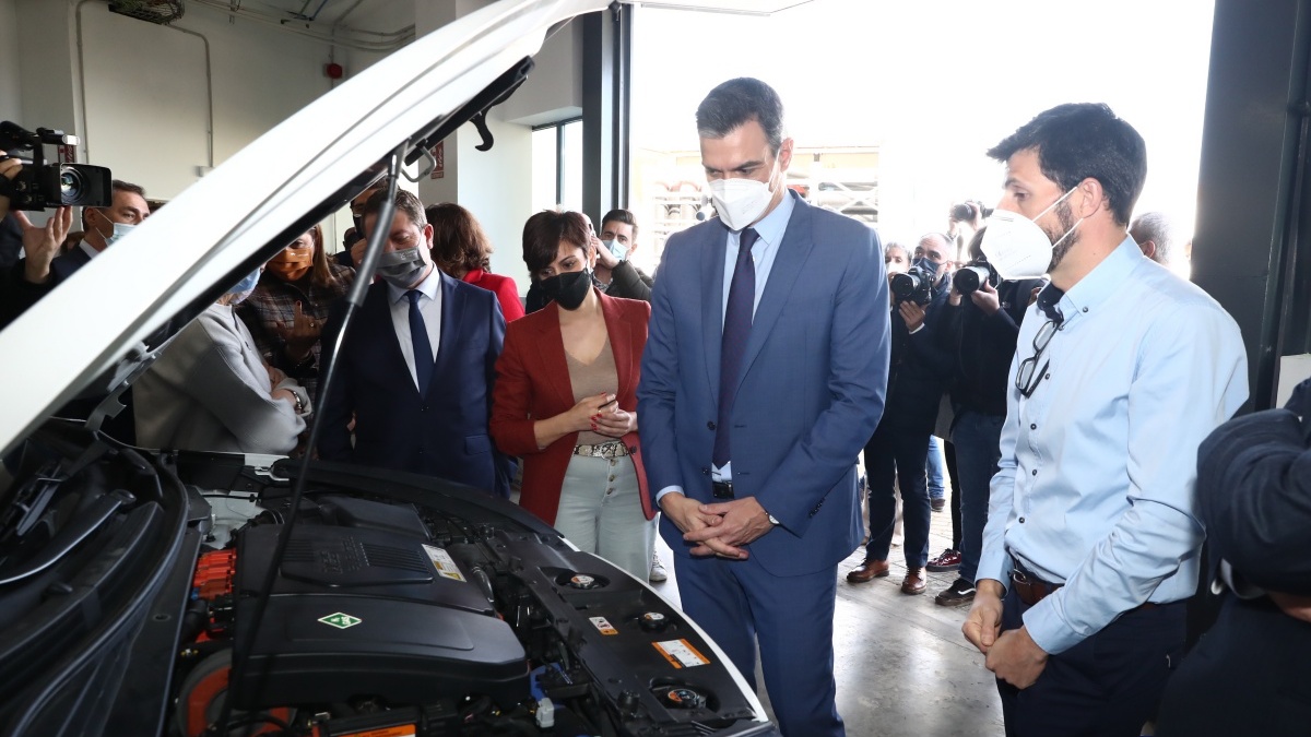 Pedro Sánchez durante su visita al Centro Nacional de Hidrógeno en Castilla-La Mancha / Imagen: Gobierno de España