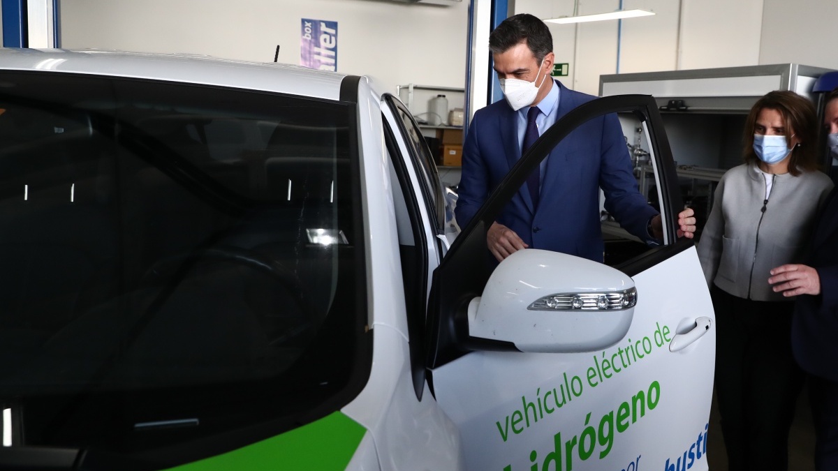 Pedro Sánchez durante su visita al Centro Nacional de Hidrógeno en Castilla-La Mancha / Imagen: Gobierno de España