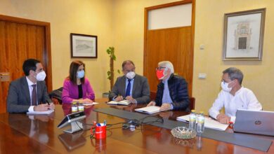 Reunión del rector de la UCLM y los representantes de Cruz Roja en Castilla-La Mancha / Imagen: UCLM