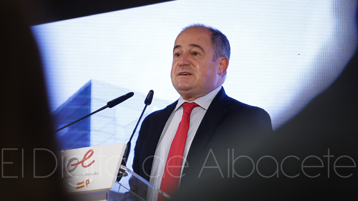 El alcalde de Albacete, Emilio Sáez - Foto de archivo