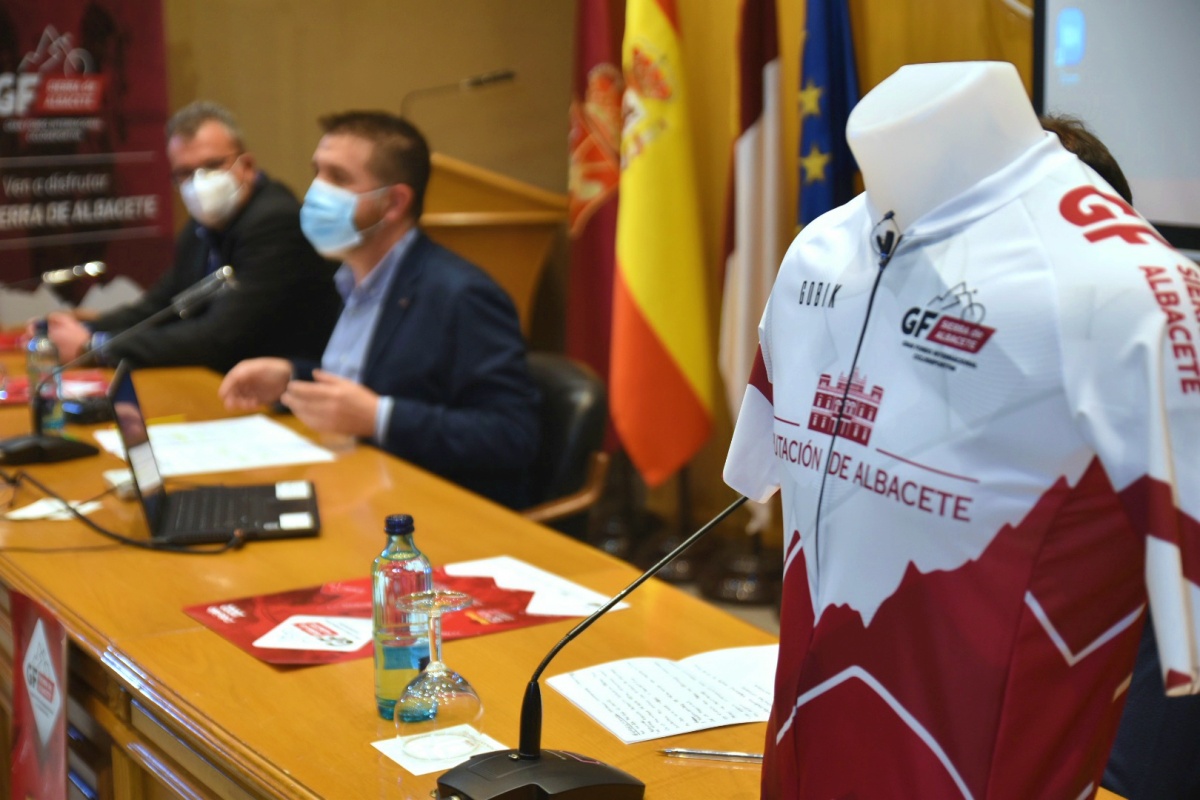 Un momento de la presentación de la prueba en Albacete