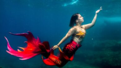 Verónica Leucas usa su imagen de sirena para concienciar sobre la crisis climática y los océanos desde Albacete