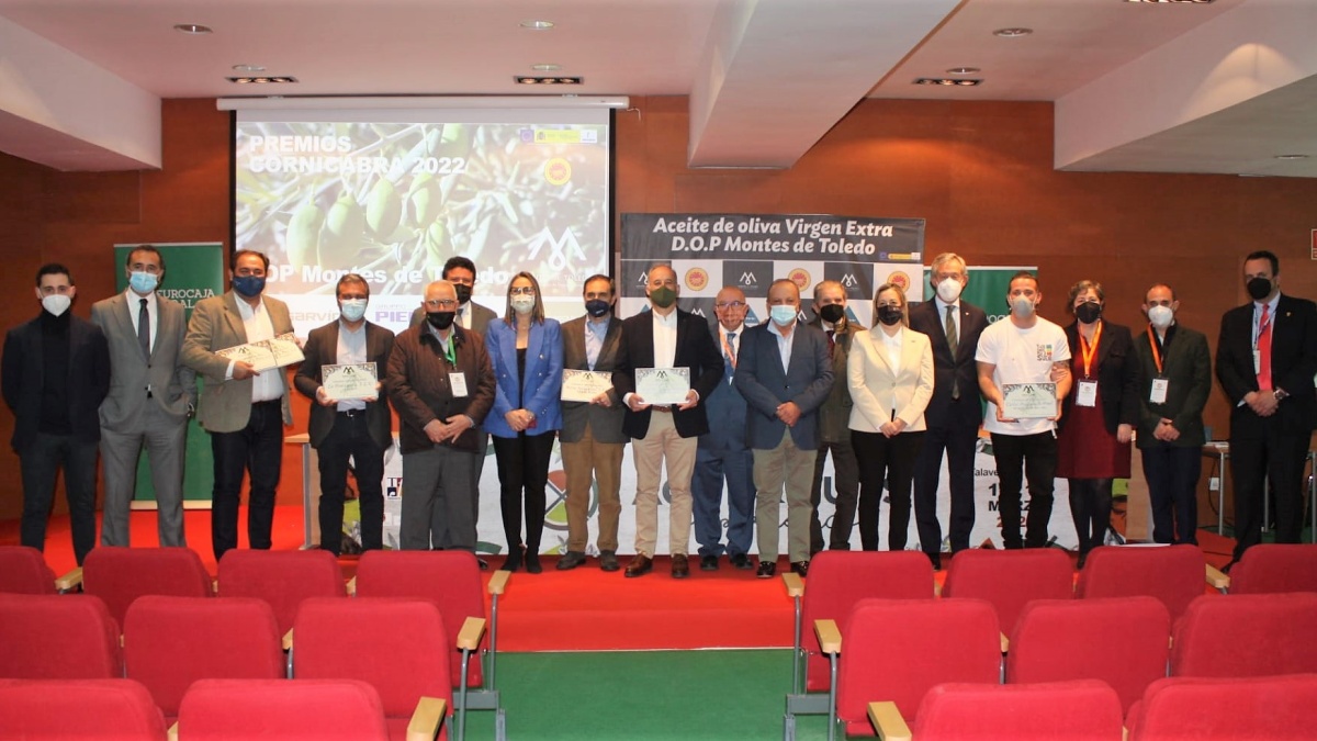 Eurocaja Rural reafirma su implicación con el sector oleícola en los ‘Premios Cornicabra 2022’