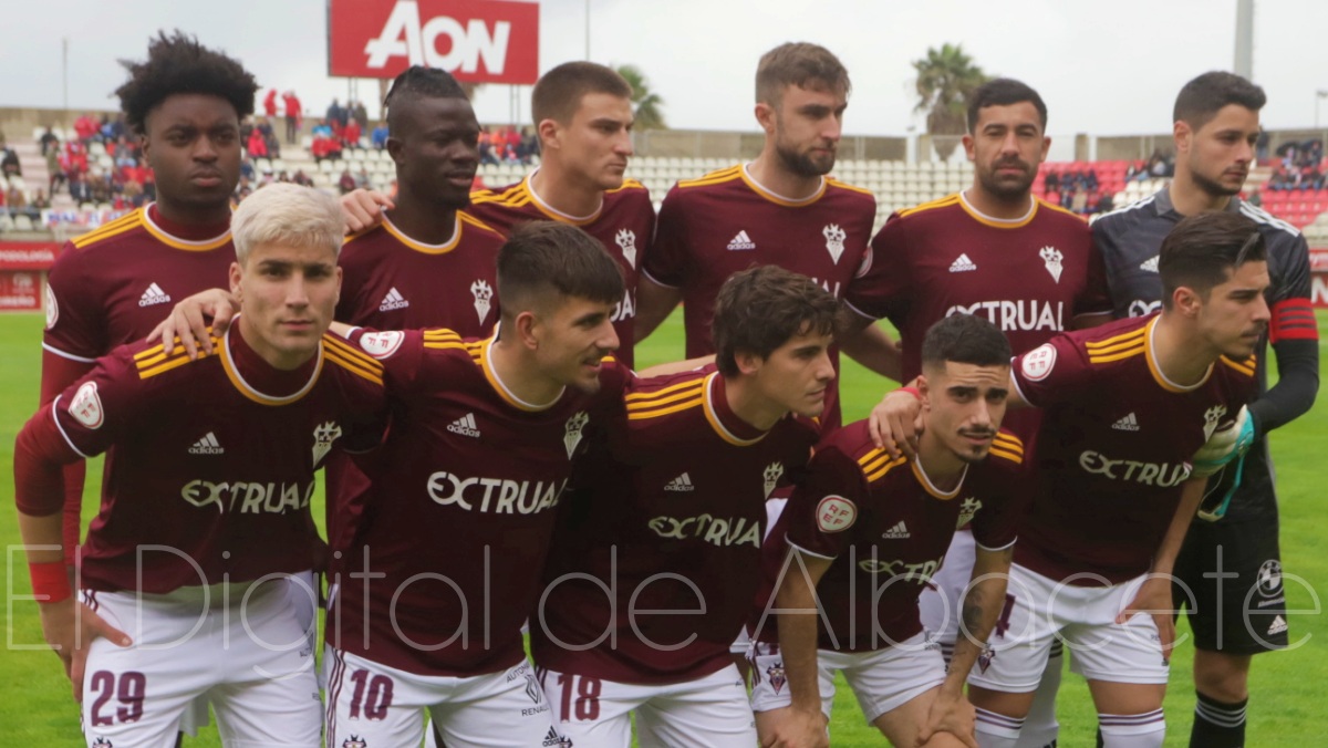 Once inicial del Albacete en Algeciras