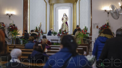 Los albaceteños podrán participar en el Besapiés al Cristo de Medinaceli hasta la medianoche de este viernes / Foto: Ángel Chacón