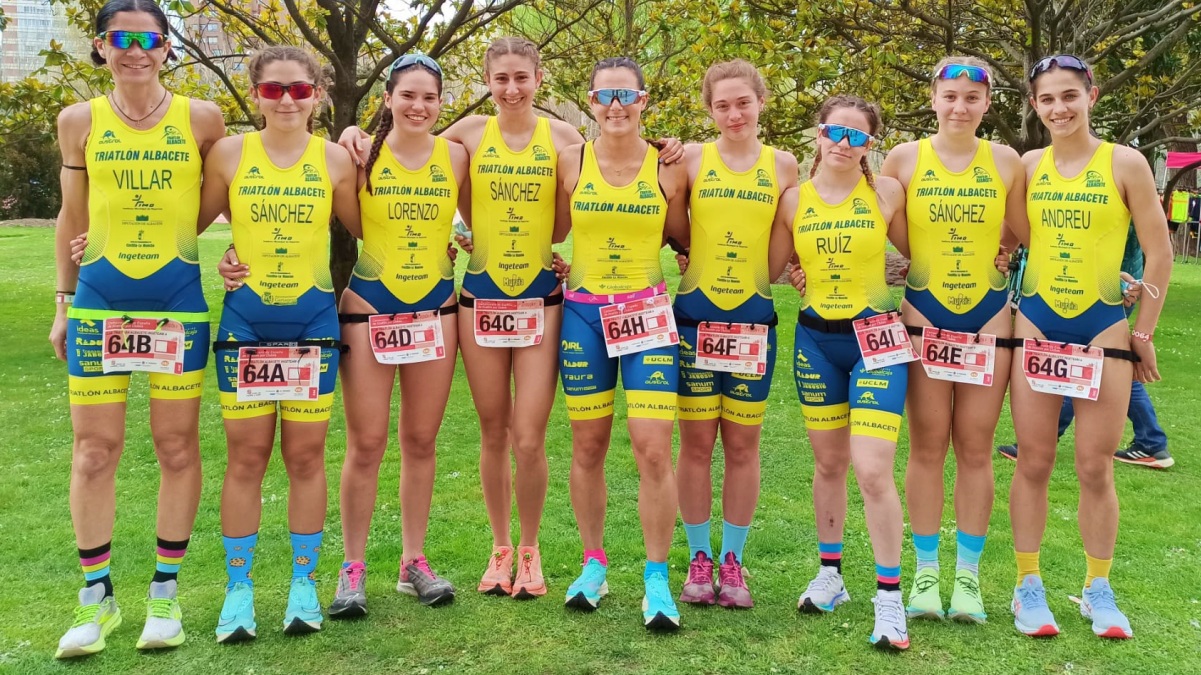 Equipo Femenino del Club Triatlón Albacete