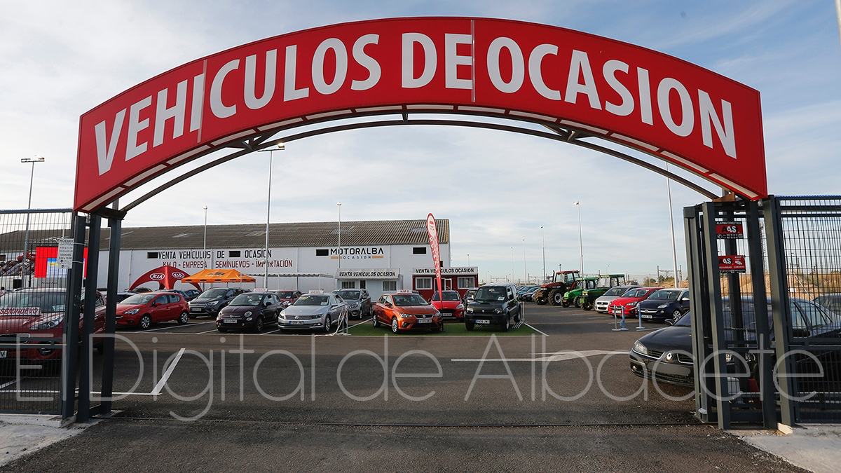 6ª Feria del Vehículo de Ocasión y Kilómetro 0 del Grupo Motoralba / Imagen de archivo