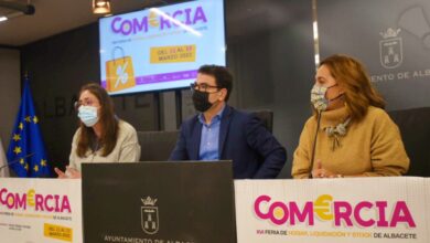La diputada provincial de Consumo en la presentación de Comercia en Albacete